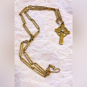 Vintage Anne Dick Celtic Style Crucifixe Vintage Hammered Brass Silver Ball